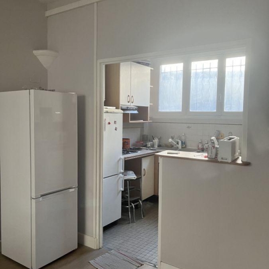  Annonces PINAY : Appartement | ASNIERES-SUR-SEINE (92600) | 10 m2 | 560 € 