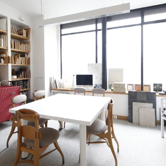  Annonces PINAY : Local / Bureau | PARIS (75011) | 153 m2 | 1 989 620 € 