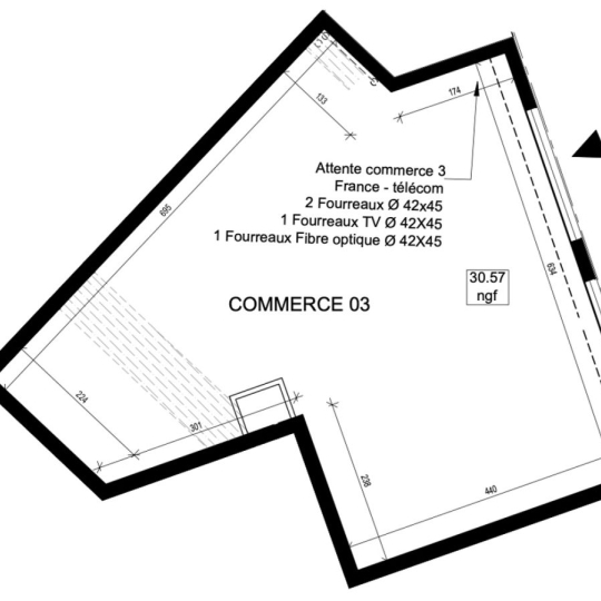  Annonces PINAY : Local / Bureau | PUTEAUX (92800) | 40 m2 | 2 717 € 