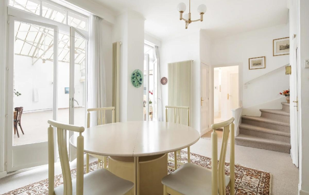 Annonces PINAY : Maison / Villa | PARIS (75014) | 245 m2 | 2 850 000 € 