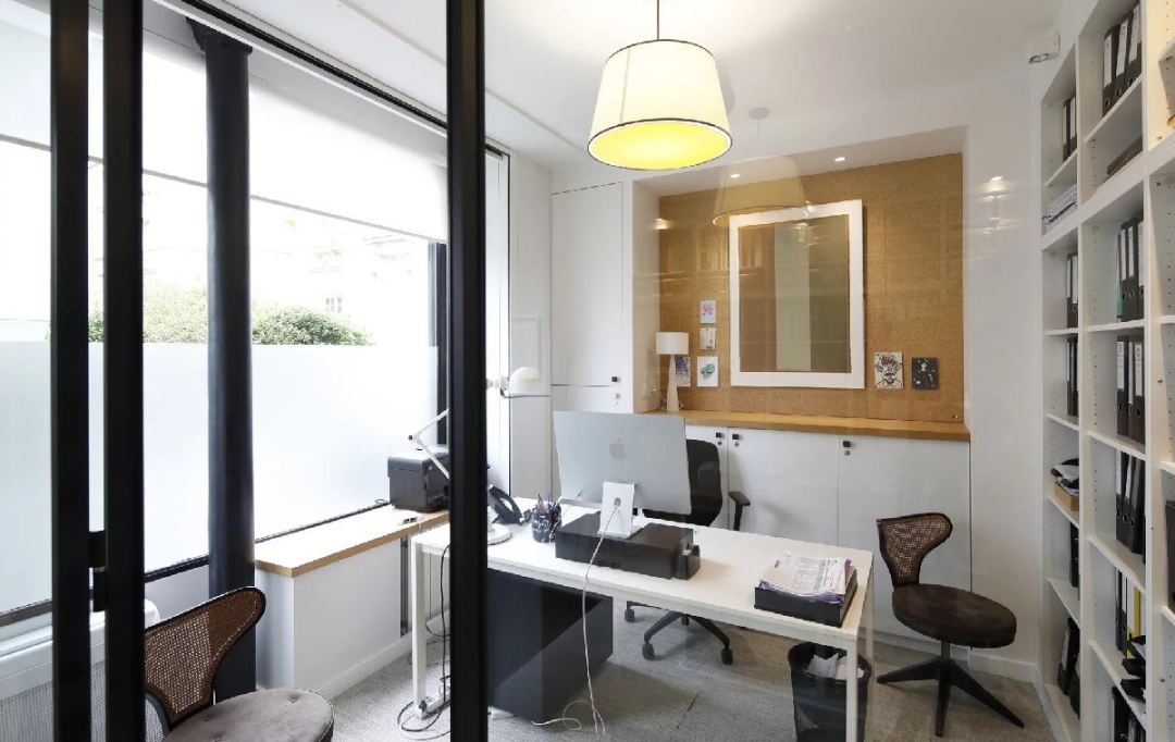 Annonces PINAY : Local / Bureau | PARIS (75011) | 153 m2 | 1 989 620 € 