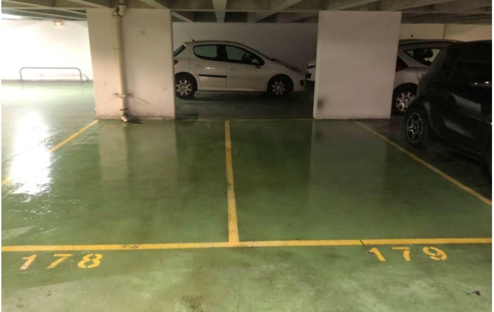  Annonces PINAY Garage / Parking | PARIS (75011) | 12 m2 | 28 000 € 